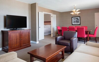 Sheraton Harrisburg Hershey Hotel