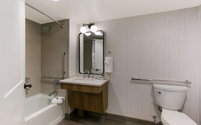 Best Western Premier The Central Hotel & Conference Center