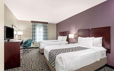 La Quinta Inn & Suites by Wyndham New Cumberland-Harrisburg