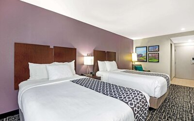 La Quinta Inn & Suites by Wyndham New Cumberland-Harrisburg
