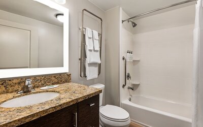 Towneplace Suites by Marriott Harrisburg West/Mechanicsburg