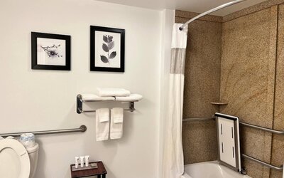 Country Inn & Suites by Radisson, Harrisburg - Hershey West, PA