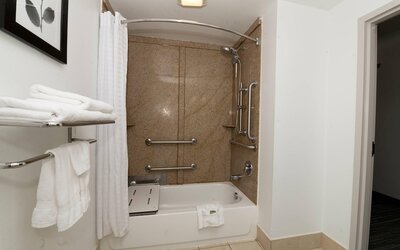 Country Inn & Suites by Radisson, Harrisburg - Hershey West, PA
