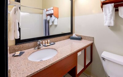 La Quinta Inn & Suites by Wyndham Helena
