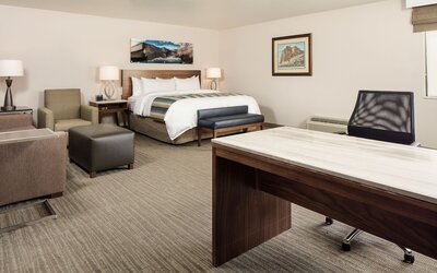 Delta Hotels by Marriott Helena Colonial