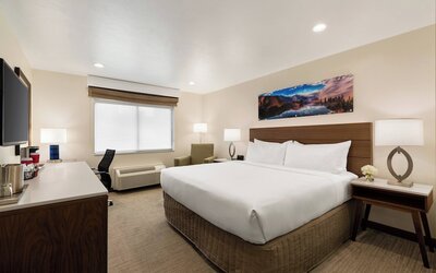 Delta Hotels by Marriott Helena Colonial