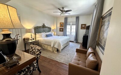 Old Capitol Inn
