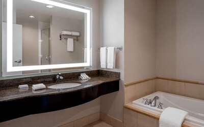 Hilton Garden Inn Jackson Downtown