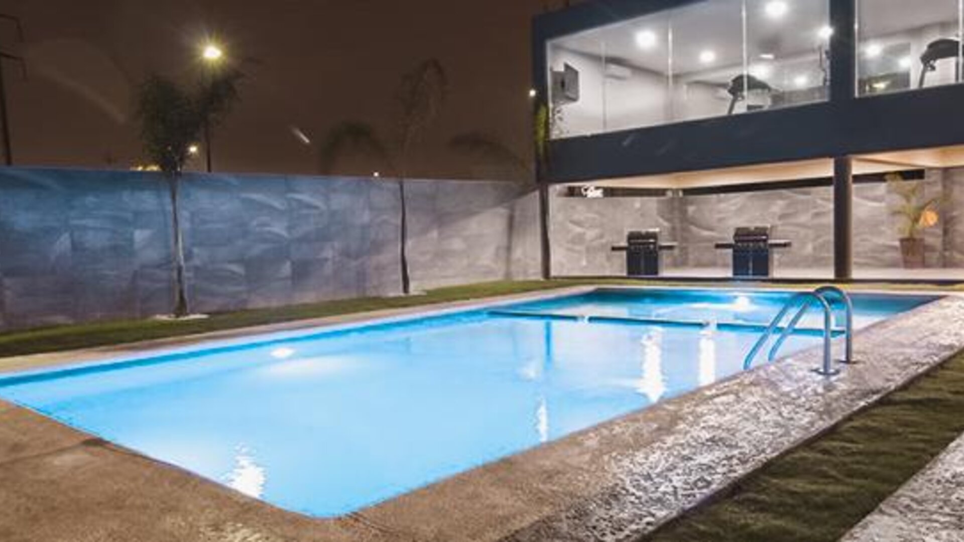 CHN Monterrey Aeropuerto