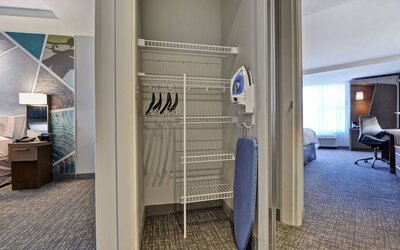 Courtyard by Marriott Jackson Madison