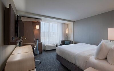 Courtyard by Marriott Jackson Madison