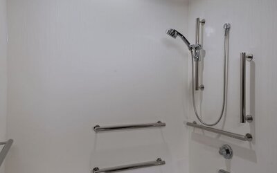 Courtyard by Marriott Jackson Madison