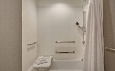 Courtyard by Marriott Jackson Madison