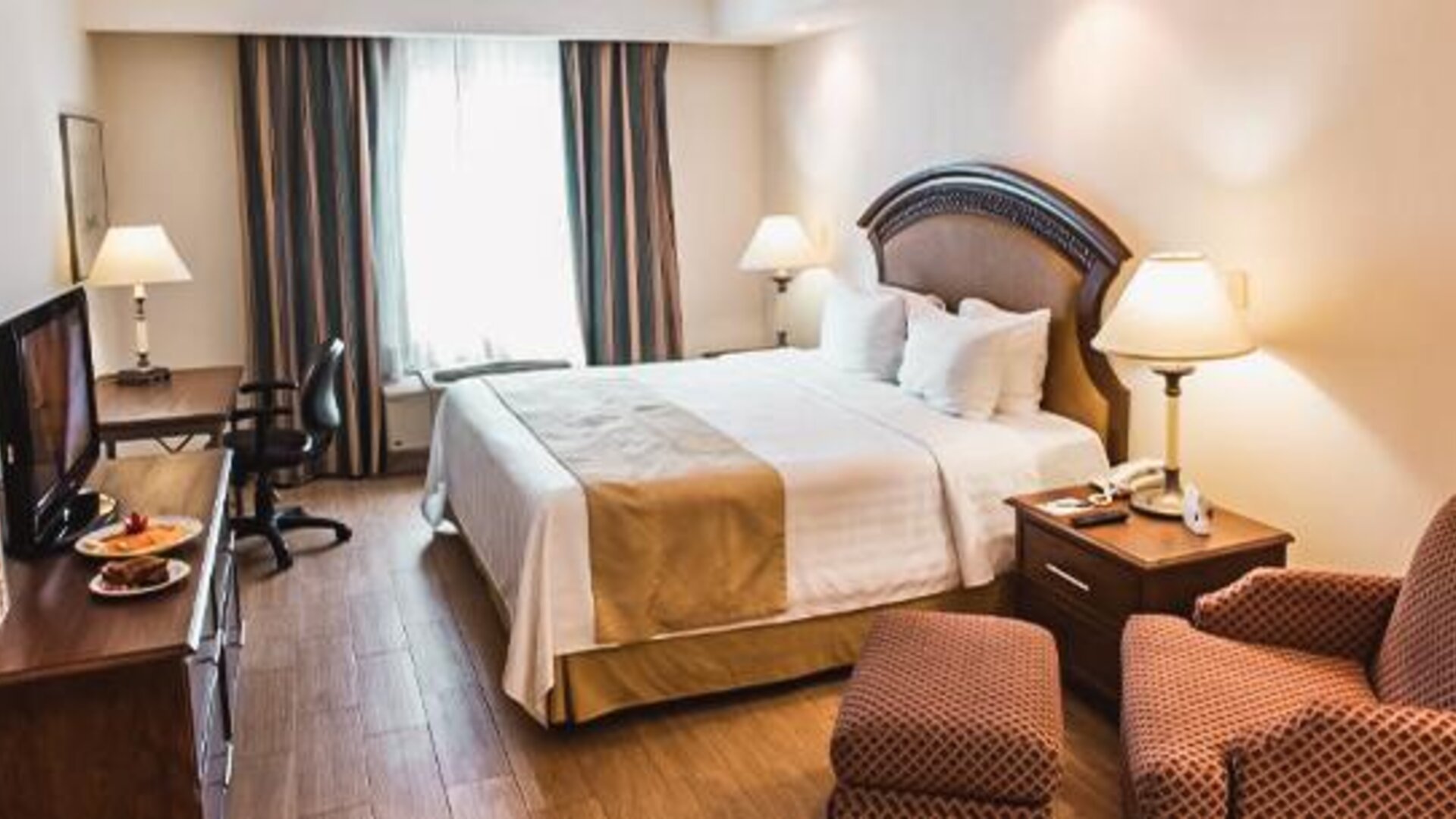 Best Western Plus Monterrey Colón