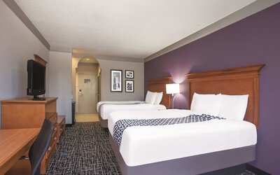 La Quinta Inn & Suites by Wyndham Jackson Airport/Pearl