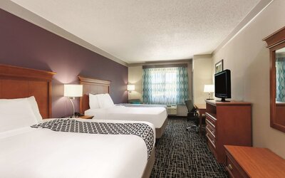 La Quinta Inn & Suites by Wyndham Jackson Airport/Pearl