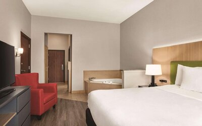 Country Inn & Suites by Radisson, Byram/Jackson South, MS
