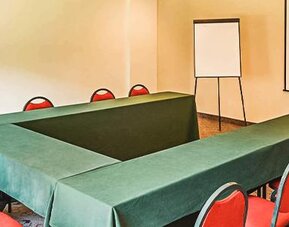 Ibis Monterrey Aeropuerto