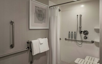 Courtyard by Marriott Jackson Airport/Pearl