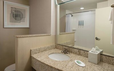 Courtyard by Marriott Jackson Airport/Pearl