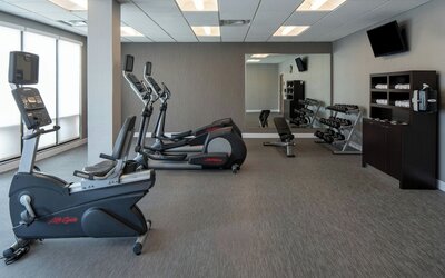 Courtyard by Marriott Jackson Airport/Pearl