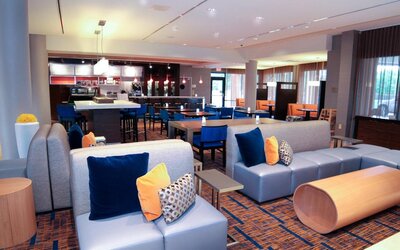 Courtyard by Marriott Jackson Airport/Pearl