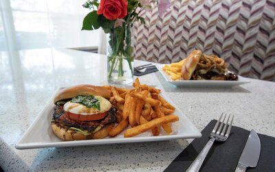 Hotel Indigo Jacksonville-Deerwood Park by IHG