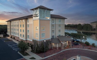 Hotel Indigo Jacksonville-Deerwood Park by IHG