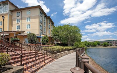 Hotel Indigo Jacksonville-Deerwood Park by IHG