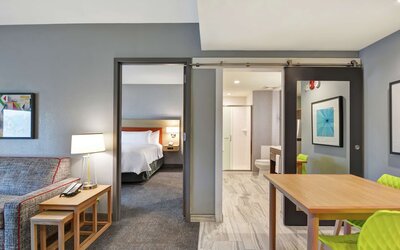 Home2 Suites by Hilton Jacksonville-South/St. Johns Town Ctr