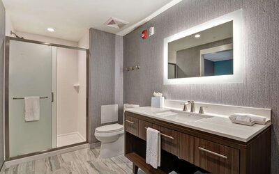 Home2 Suites by Hilton Jacksonville-South/St. Johns Town Ctr