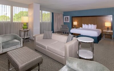 DoubleTree by Hilton Hotel Jacksonville Airport