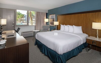 DoubleTree by Hilton Hotel Jacksonville Airport