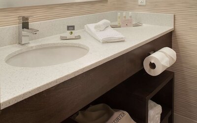 DoubleTree by Hilton Hotel Jacksonville Airport