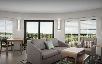 Homewood Suites by Hilton Jacksonville Downtown-Southbank