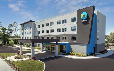 Tru by Hilton Jacksonville West I 295