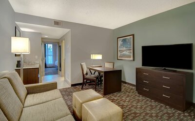 Embassy Suites by Hilton Jacksonville Baymeadows