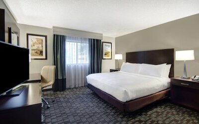 Embassy Suites by Hilton Jacksonville Baymeadows