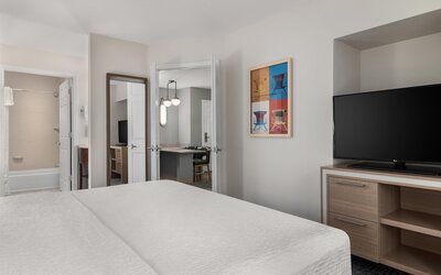 Homewood Suites by Hilton Jacksonville Deerwood Park