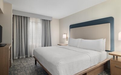 Homewood Suites by Hilton Jacksonville Deerwood Park