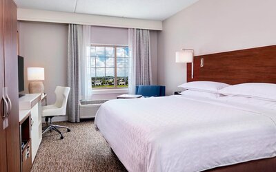 Sheraton Jacksonville Hotel