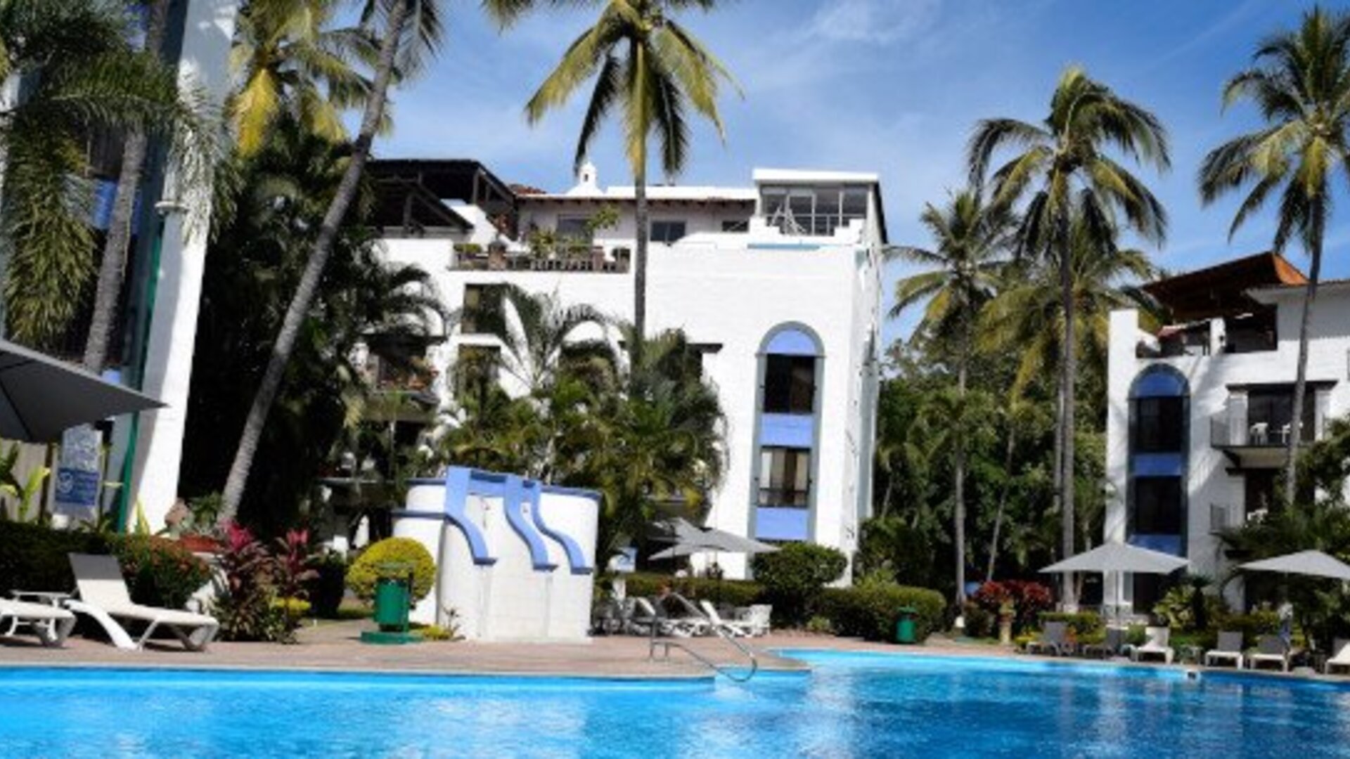 Puerto De Luna Pet Friendly & Family Suites