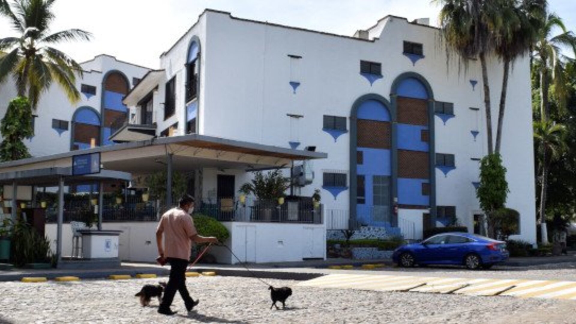 Puerto De Luna Pet Friendly & Family Suites