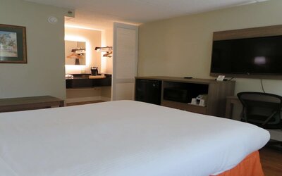 SureStay Plus Hotel by Best Western St Marys Cumberland