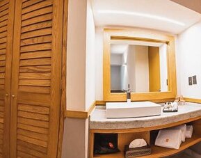 Hacienda Jurica By Brisas