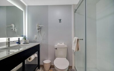 Ocean Sands Beach Boutique Inn - 1 Acre Private Beach