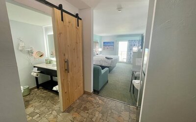 Ocean Sands Beach Boutique Inn - 1 Acre Private Beach