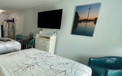 Ocean Sands Beach Boutique Inn - 1 Acre Private Beach