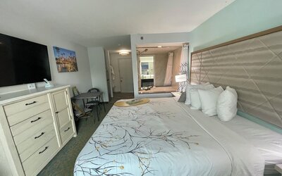Ocean Sands Beach Boutique Inn - 1 Acre Private Beach