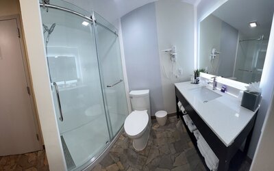 Ocean Sands Beach Boutique Inn - 1 Acre Private Beach